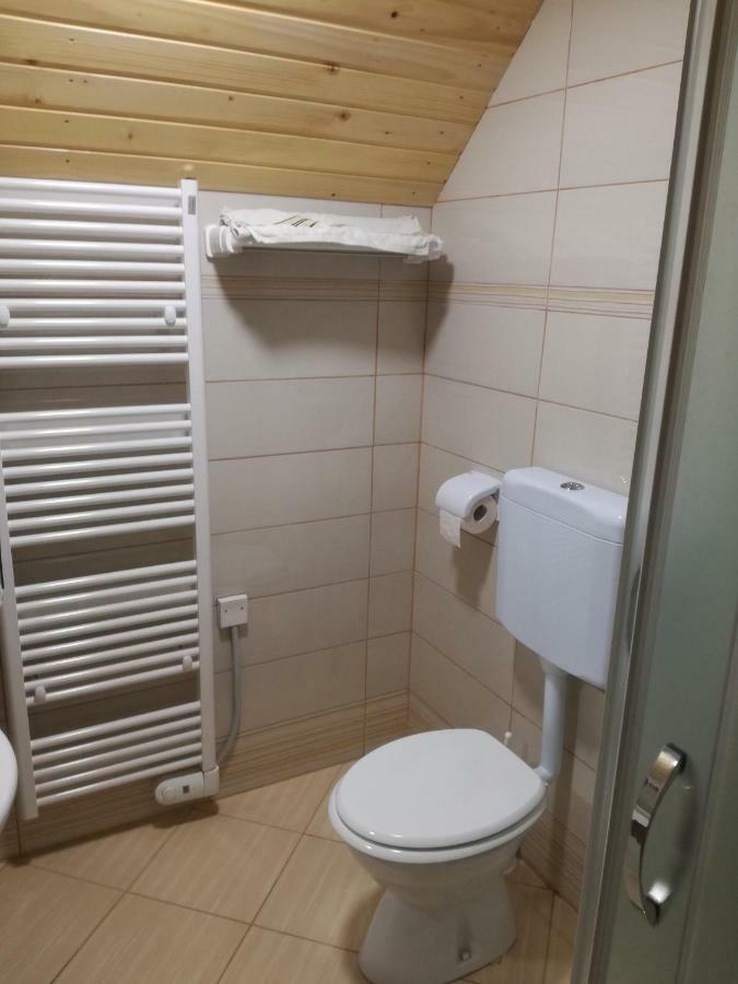 Apartament Apartmaji Vrhovnik Cerklje na Gorenjskem Zewnętrze zdjęcie